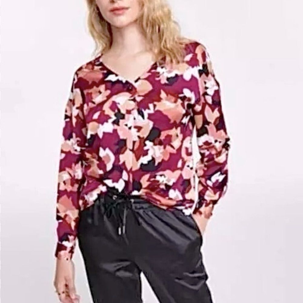 Women's XS NWT Colorful Abstract Floral Print Long Sleeve V Neck Top New